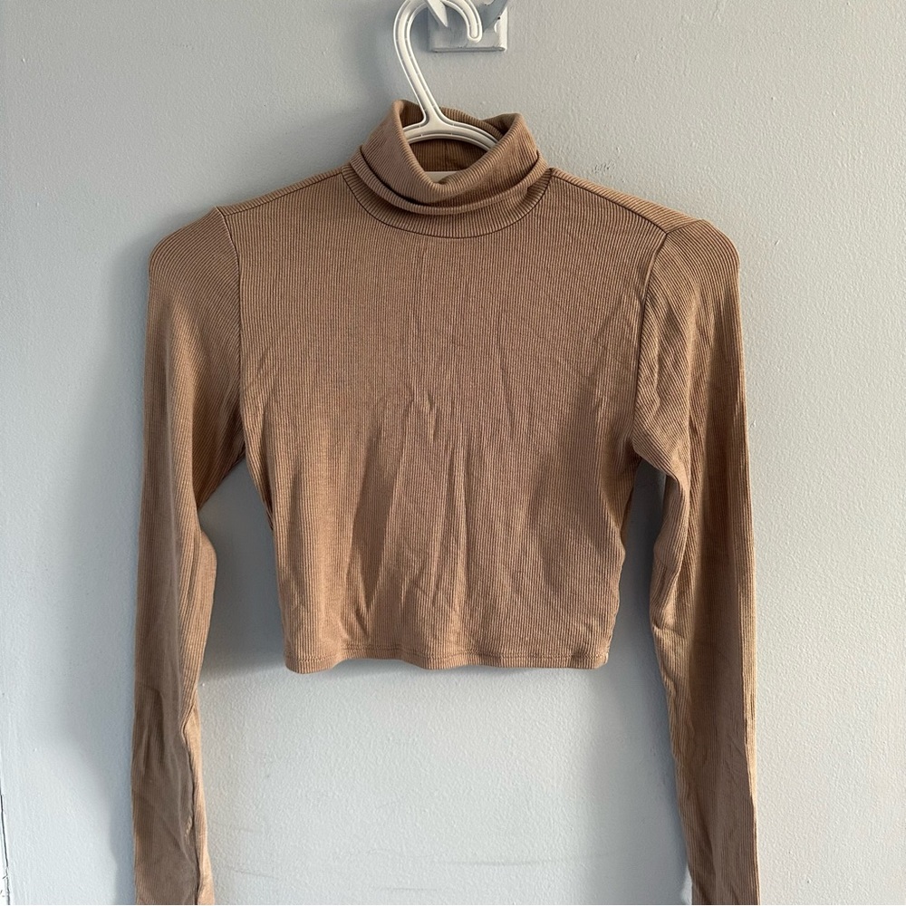 GARAGE | Long Sleeve- Kylie Turtle Neck Crop Top
